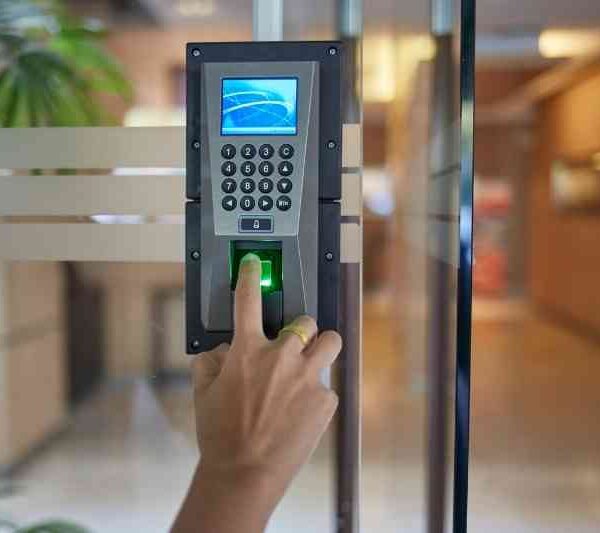 Modern Home Security 2025: Smart Locks vs. Motion Sensors
